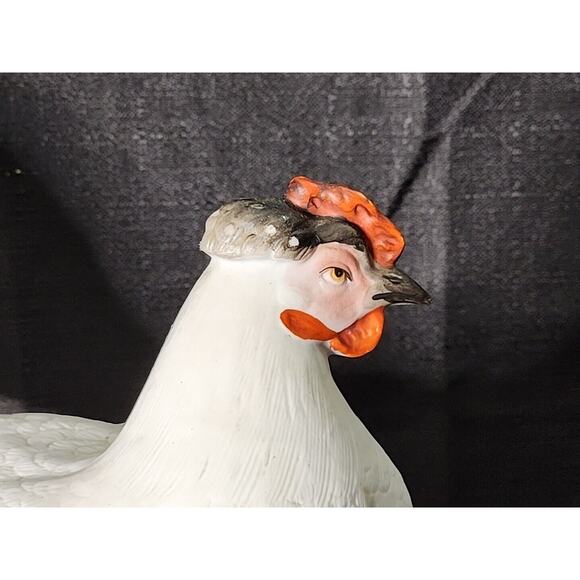 Antique Staffordshire Bisque Porcelain Hen Chicken on Nest Bowl Box Eggs England - Picture 5 of 9
